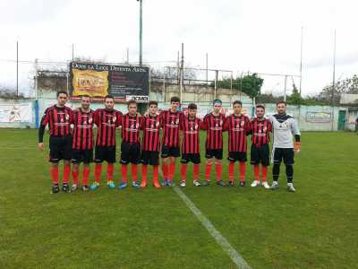 Gi� nella prima met� del 900 Carbonara pot� contare su una rappresentativa. Dopo varie squadre che non ebbero particolare successo, nel 2011 avvi� la sua attivit� il Football Carbonara. In due stagioni i rossoneri vinsero i campionati di Terza e Seconda Categoria, a cui seguirono due salvezze in Prima Categoria, prima dello scioglimento nel 2015